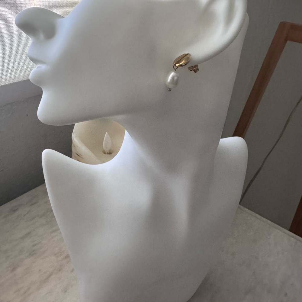 18K Gold Plated Shell & Pearl Earrings | Elegant drop